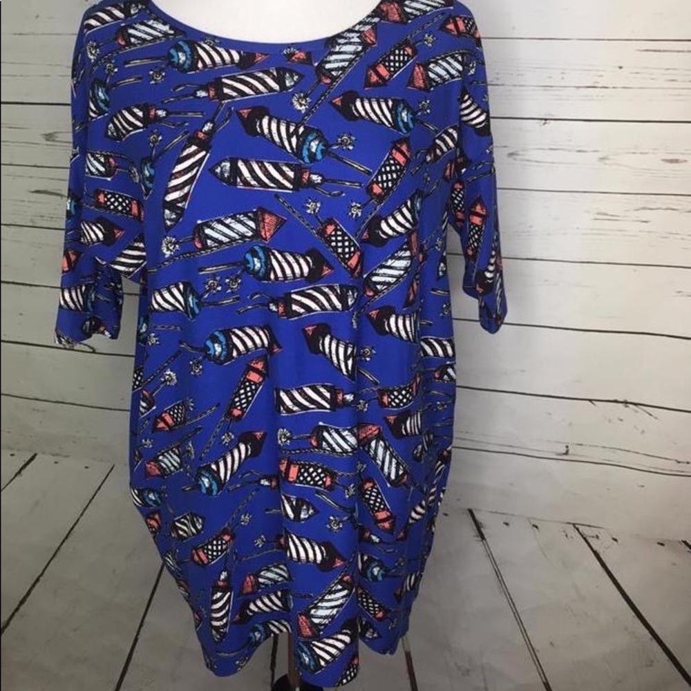 NWT Lularoe Irma Tunic